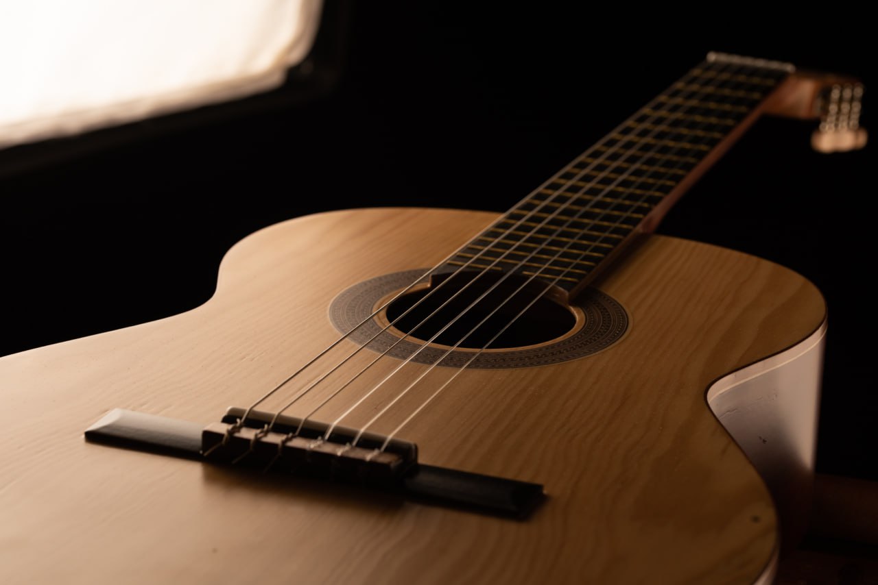 گیتار آگرین 200 مدل 2